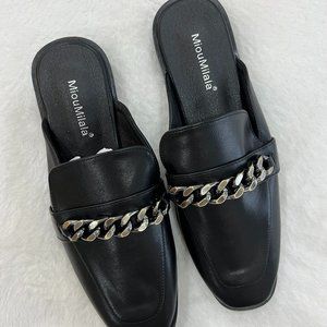 MiouMilala 37 (6.5 US) Korean Slip On Handcrafted Rare and Unique Black